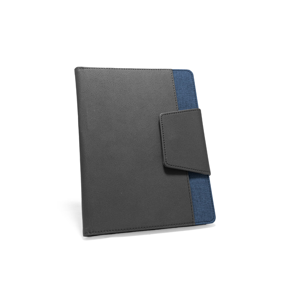 Capa A5 em C. sintético e tecido em poliéster com 160 páginas lisas