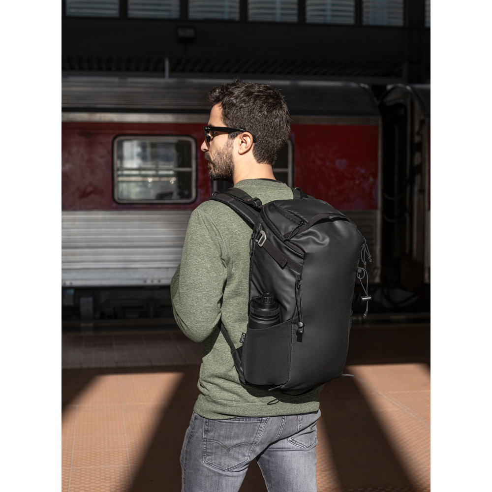 Mochila Hiking com revestimento à prova de água em 600D poliéster reciclado e 210D poliéster reciclado 14" 18 L