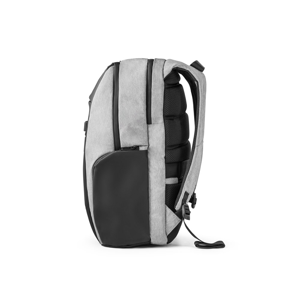 Mochila para notebook 17" em 900D e Tarpaulin 30 L