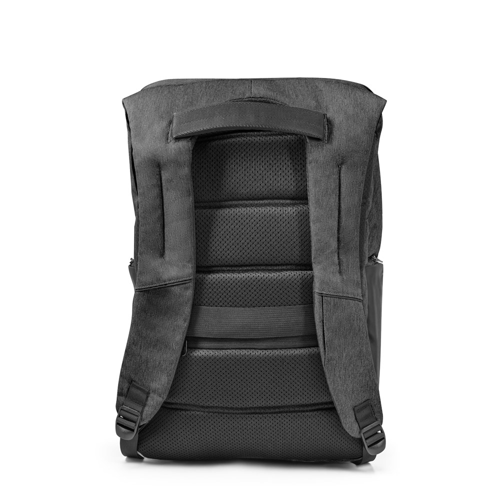 Mochila para notebook 17" em 900D e Tarpaulin 30 L