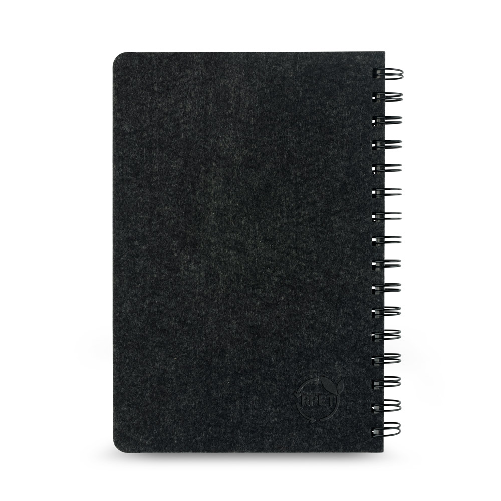 Caderno A5 de capa semi-rígida em feltro 100% reciclado, com argolas e 160 páginas pautadas