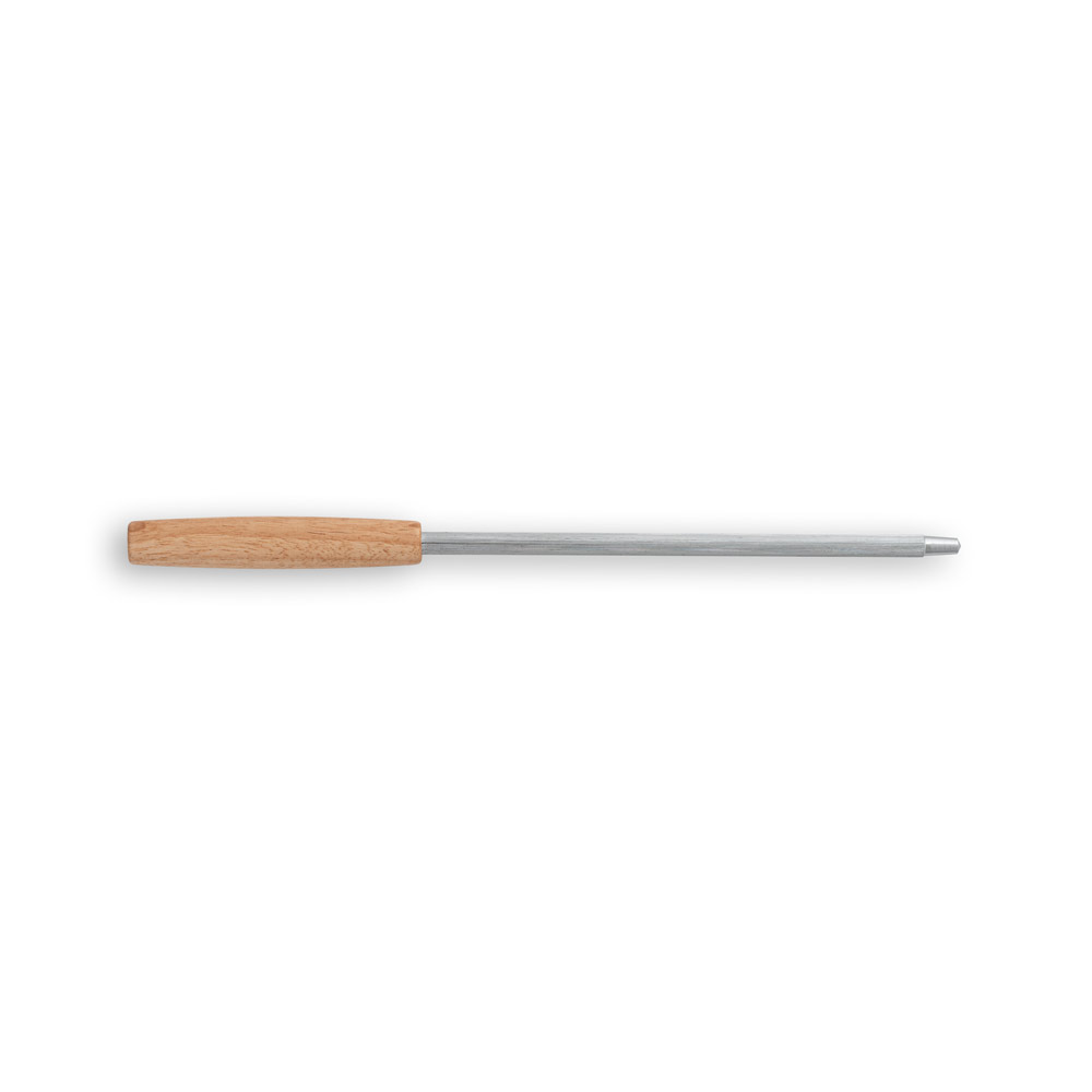 Kit churrasco em estojo de PU e 210D com tábua em bambu e 7 utensílios em aço inox e madeira de Seringueira
