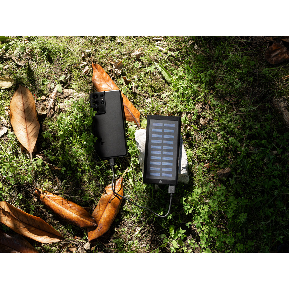 Bateria portátil em alumínio 100% reciclado com capacidade de 8 000 mAh