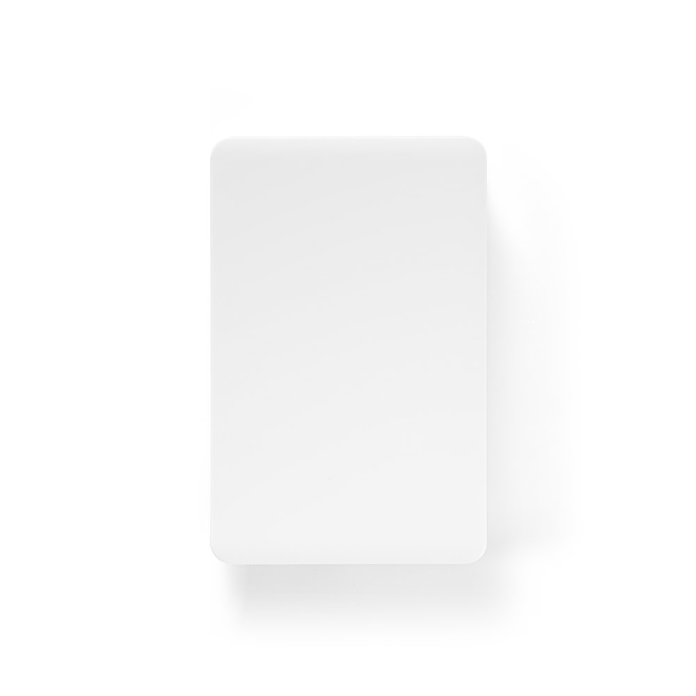 Bateria portátil em ABS 100% reciclado, com cabo integrado e capacidade de 10'000 mAh