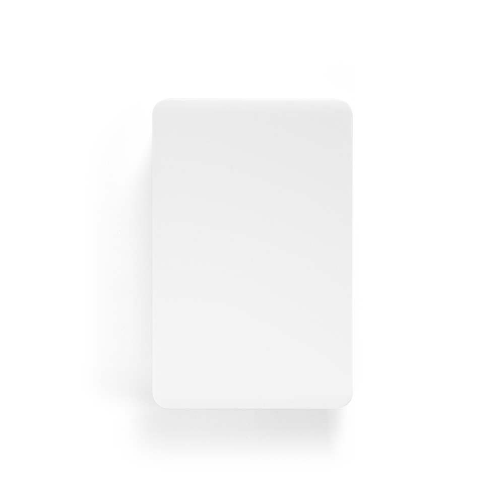 Bateria portátil em ABS 100% reciclado, com cabo integrado e capacidade de 10'000 mAh