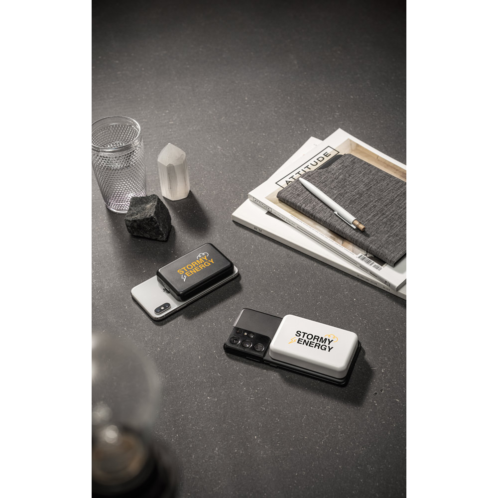 Bateria portátil magnética com carregador por indução super-rápido (10'000 mAh), em ABS 100% reciclado