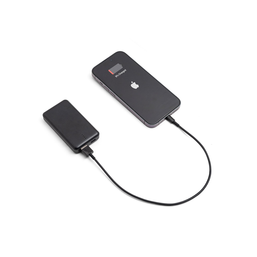 Bateria portátil em ABS 100% reciclado e capacidade de 4'000 mAh