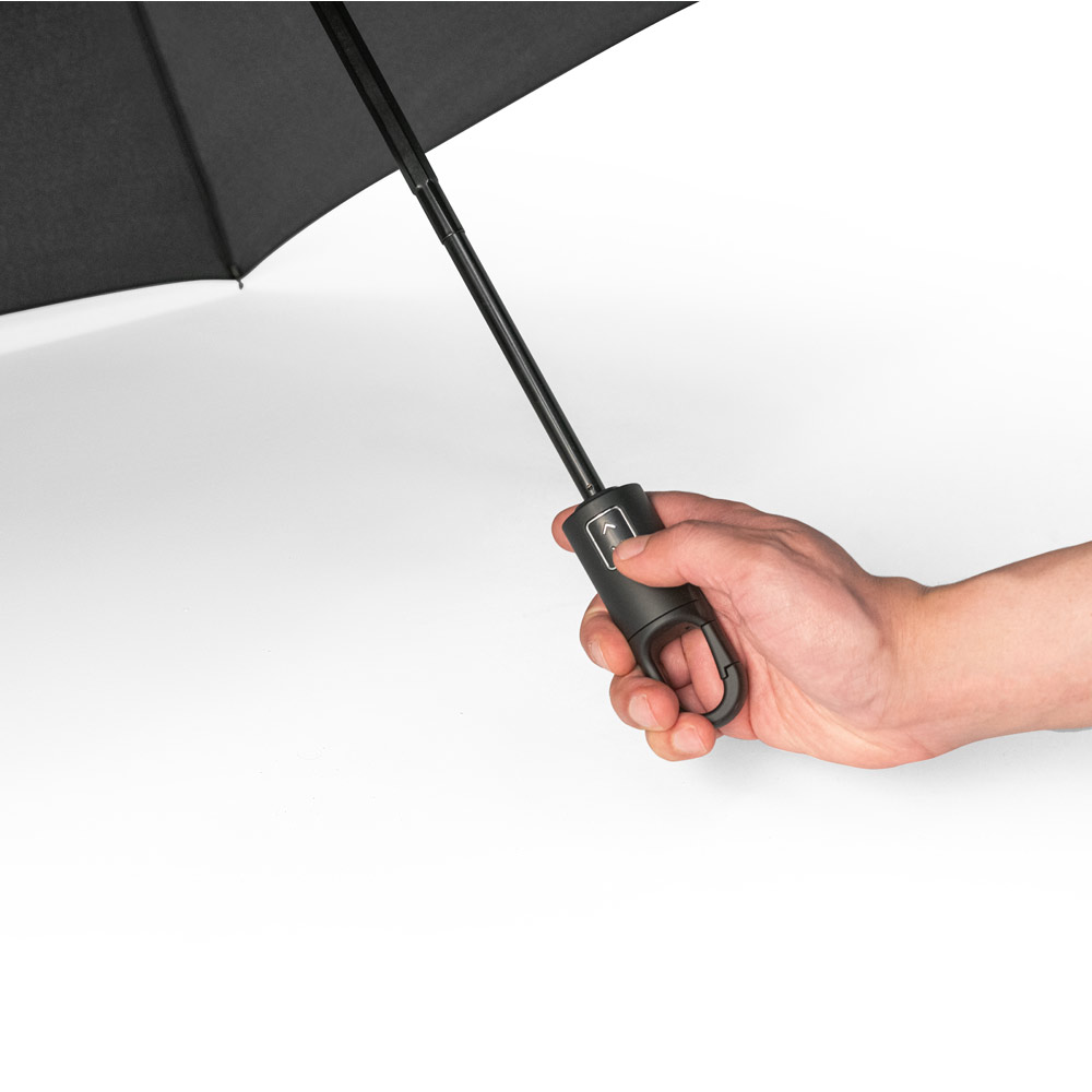 Guarda-chuva dobrável de 23'' em 100% poliéster reciclado pongee 190T (100% rPET) com abertura e fecho automático